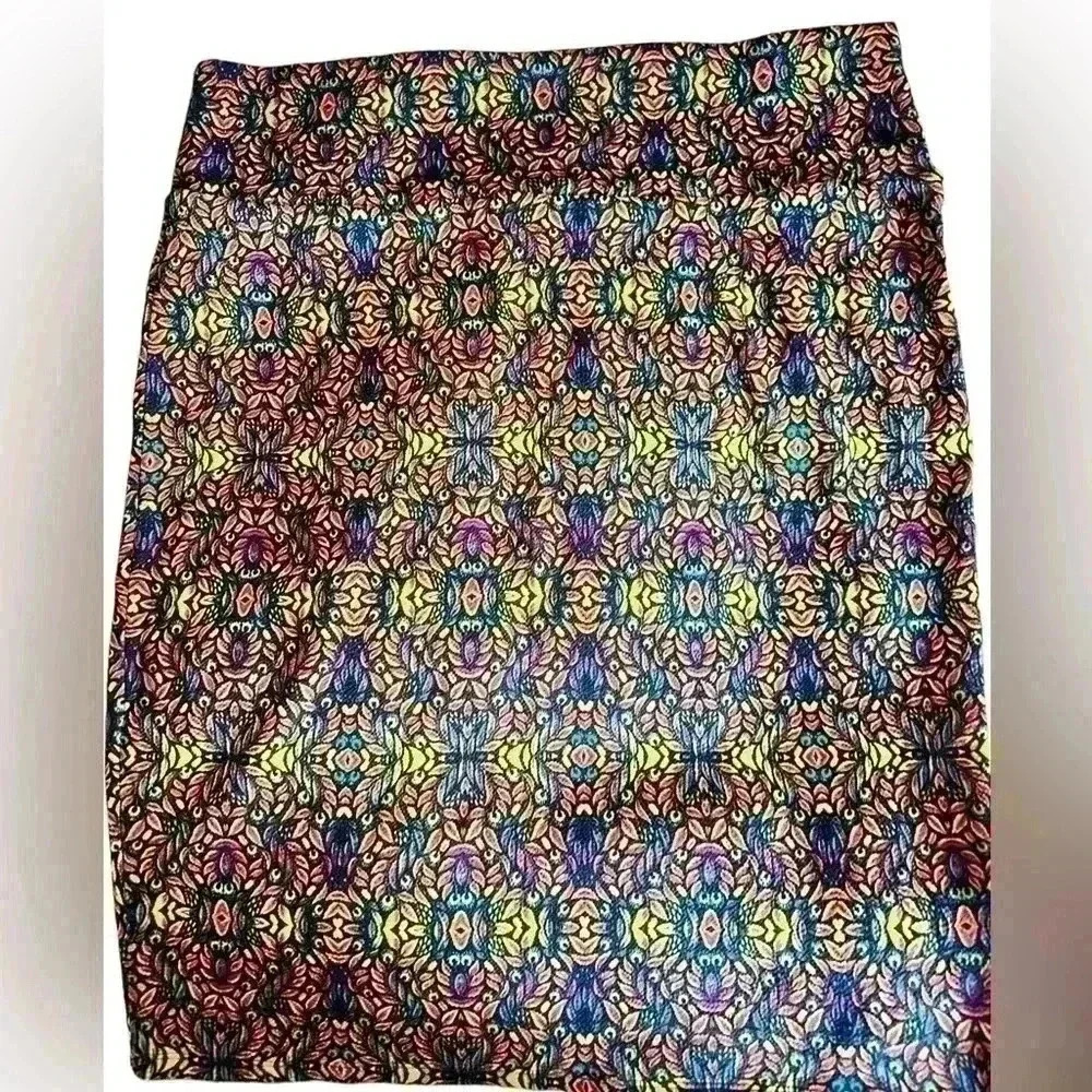 Lularoe 2x black, yellow, and red abstract floral Cassie pencil skirt. NWT